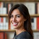 Retrato de Laura, especialista en literatura contemporánea