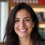 Laura, experta en literatura contemporánea y juvenil